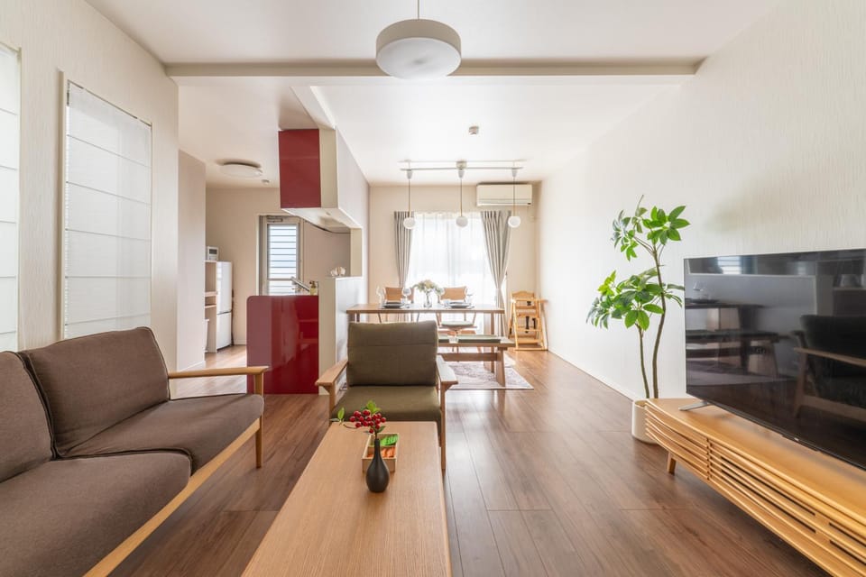 TV and multimedia, Living room, Dining area