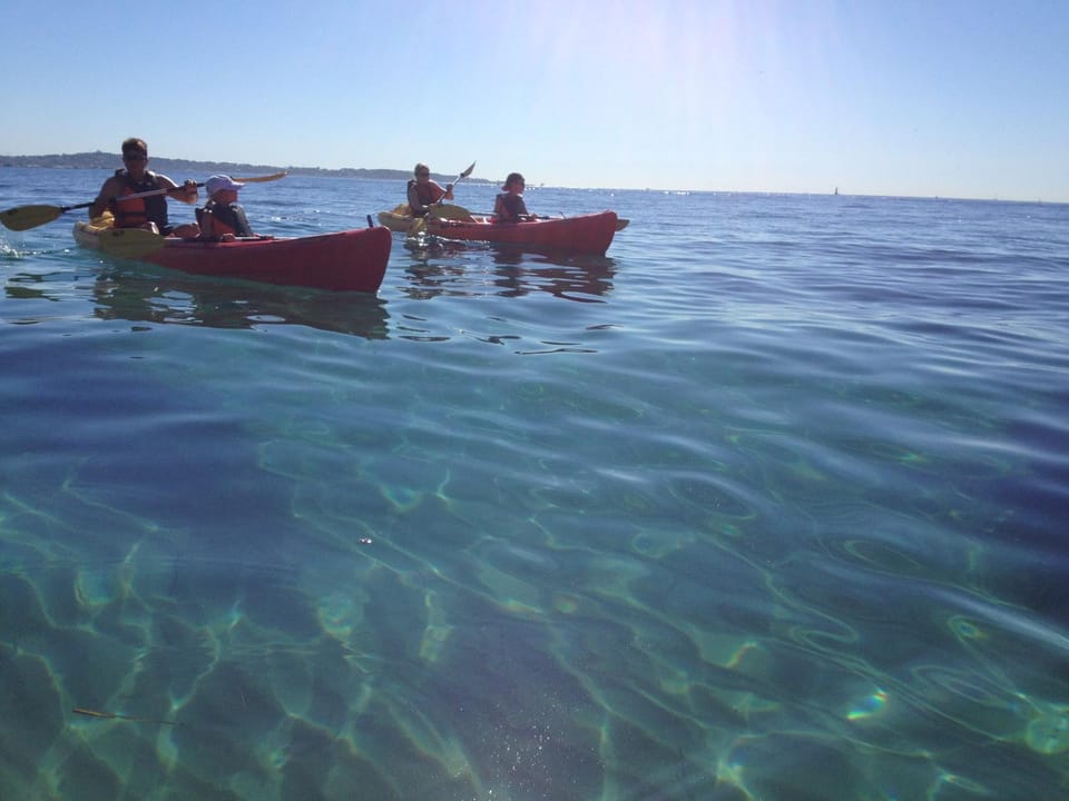 Day, People, Natural landscape, Activities, Sea view, group of guests