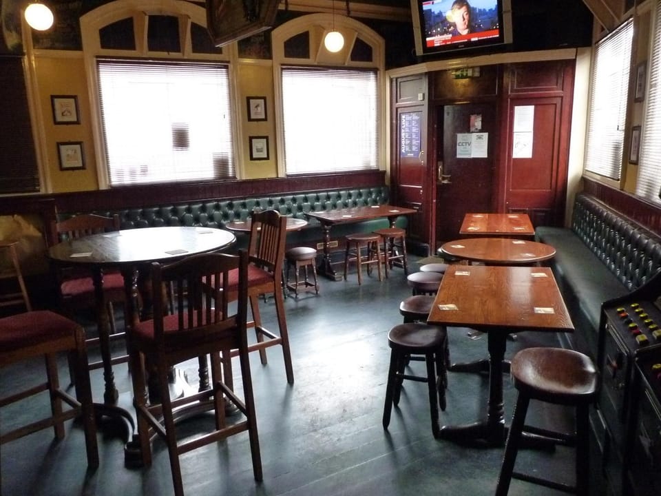 Lounge or bar