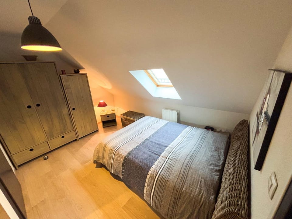 Bed, Bedroom, wardrobe