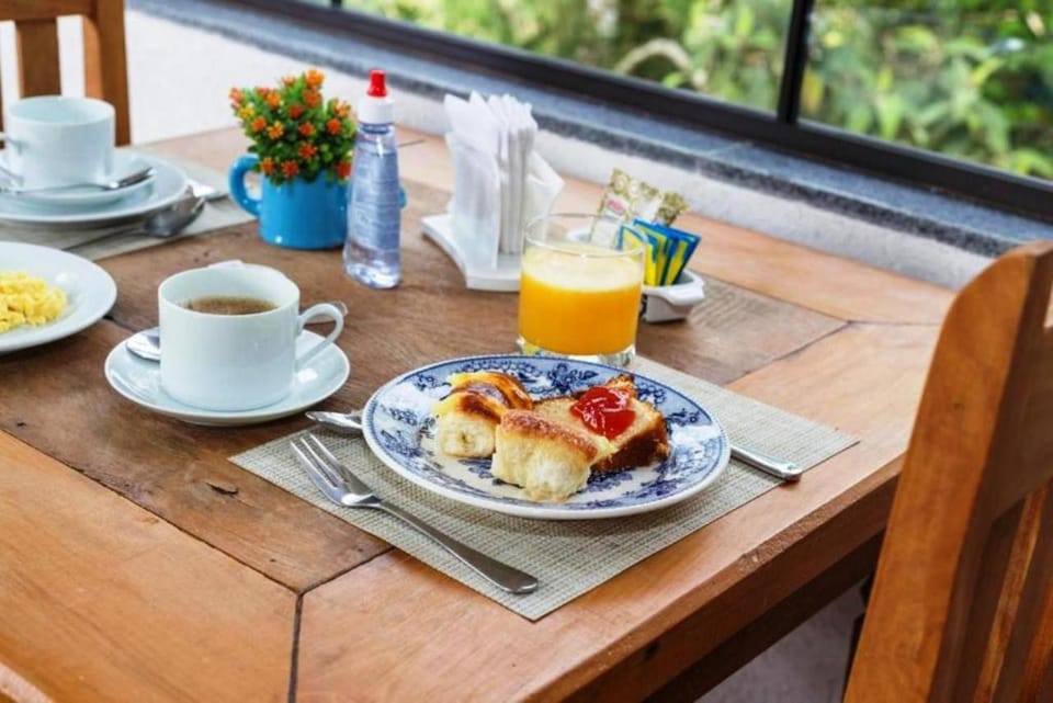 Suites e Chales petfriendly com ar, hidro e lareira Nature lodge in Campos do Jordão