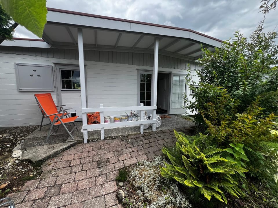 Gletterens - Mobile Home proche du lac House in Neuchâtel, Switzerland