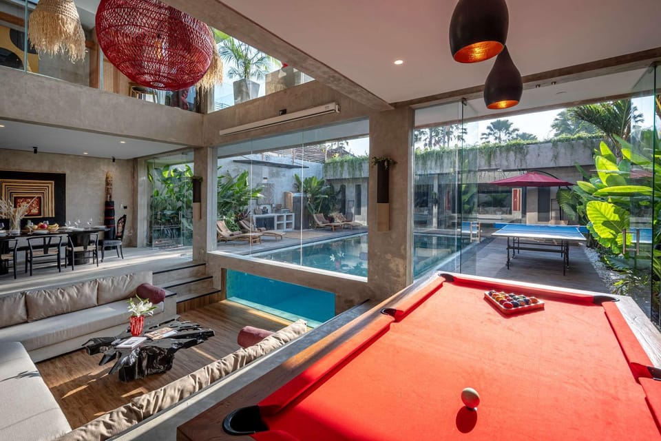 Billiard, Pool view, sunbed