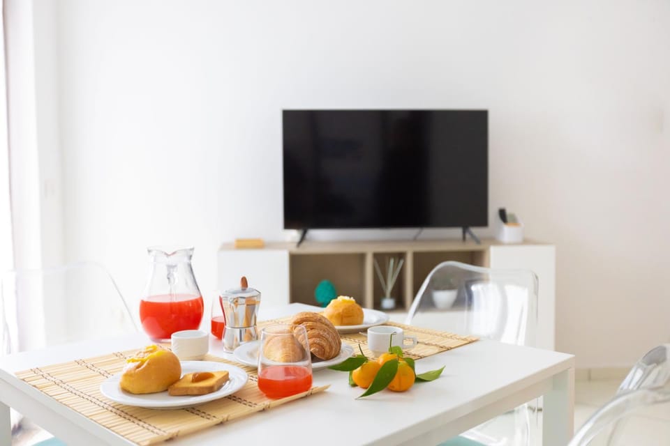 TV and multimedia, Dining area, internet, air conditioner