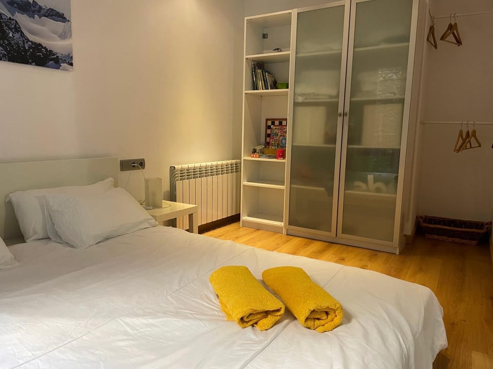 Llivia B - apartamento estudio en Llívia Apartment in Llívia