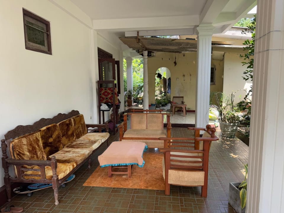 Inner courtyard view