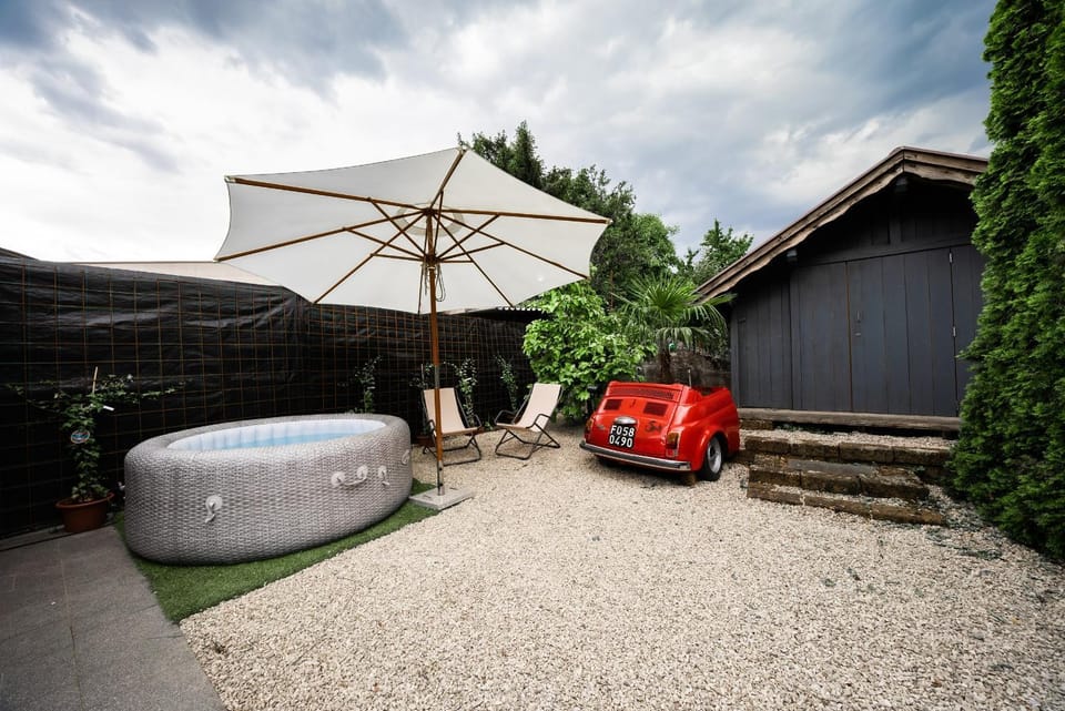 Patio, Garden, Garden view