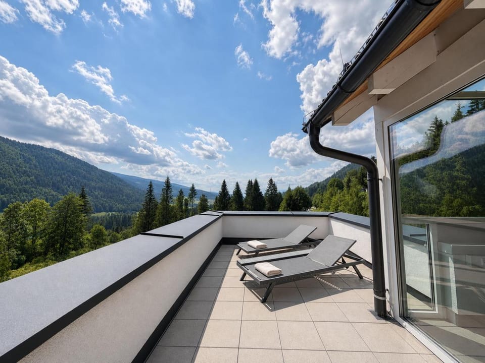 Spring, Day, Natural landscape, View (from property/room), Balcony/Terrace, Mountain view, sunbed