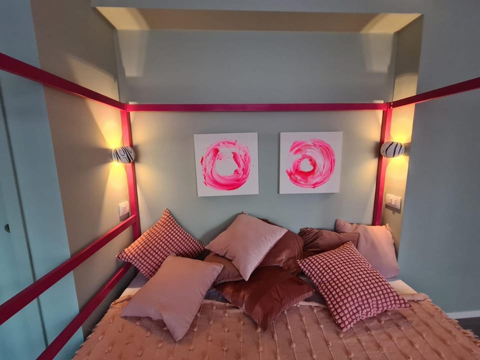 Be Magenta, Art Home - Rose style - Near Milano, Rho Fiera, Malpensa Apartment in Lombardy