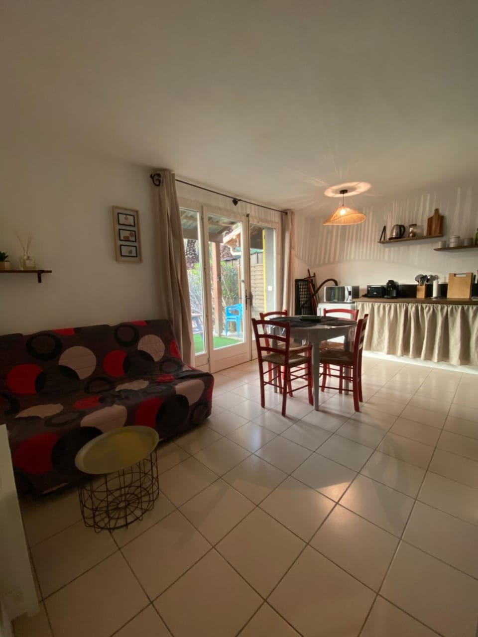 Living room, Dining area