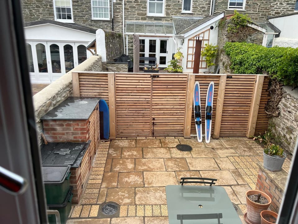 The Boathouse, 18 Church Street Apartment in Salcombe
