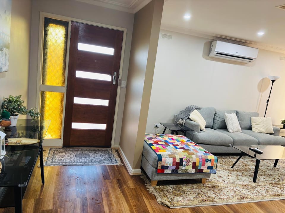 3 Bedroom Home in North Bendigo House in Bendigo