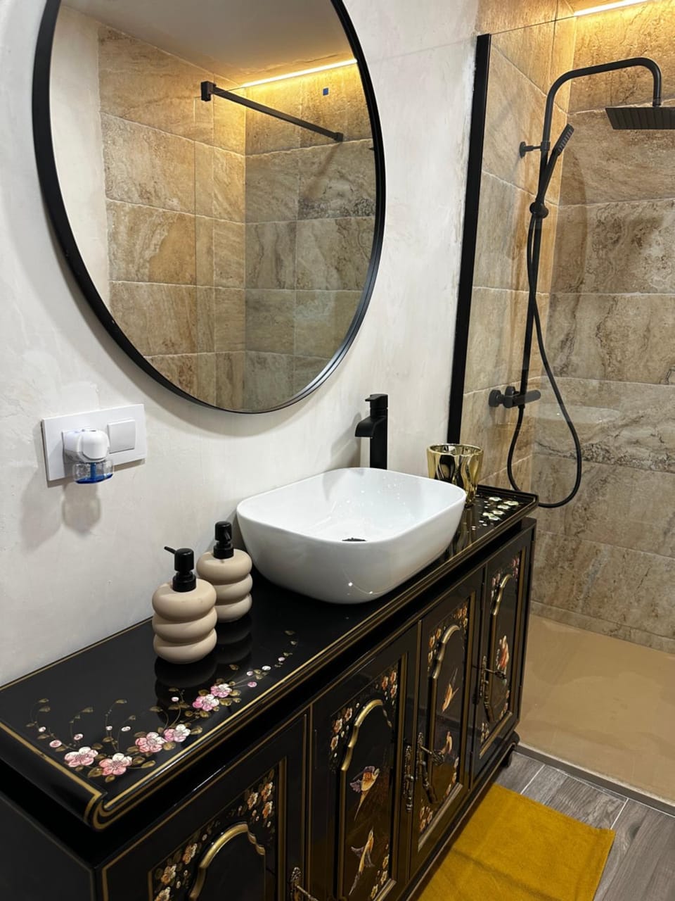 Shower, Bathroom
