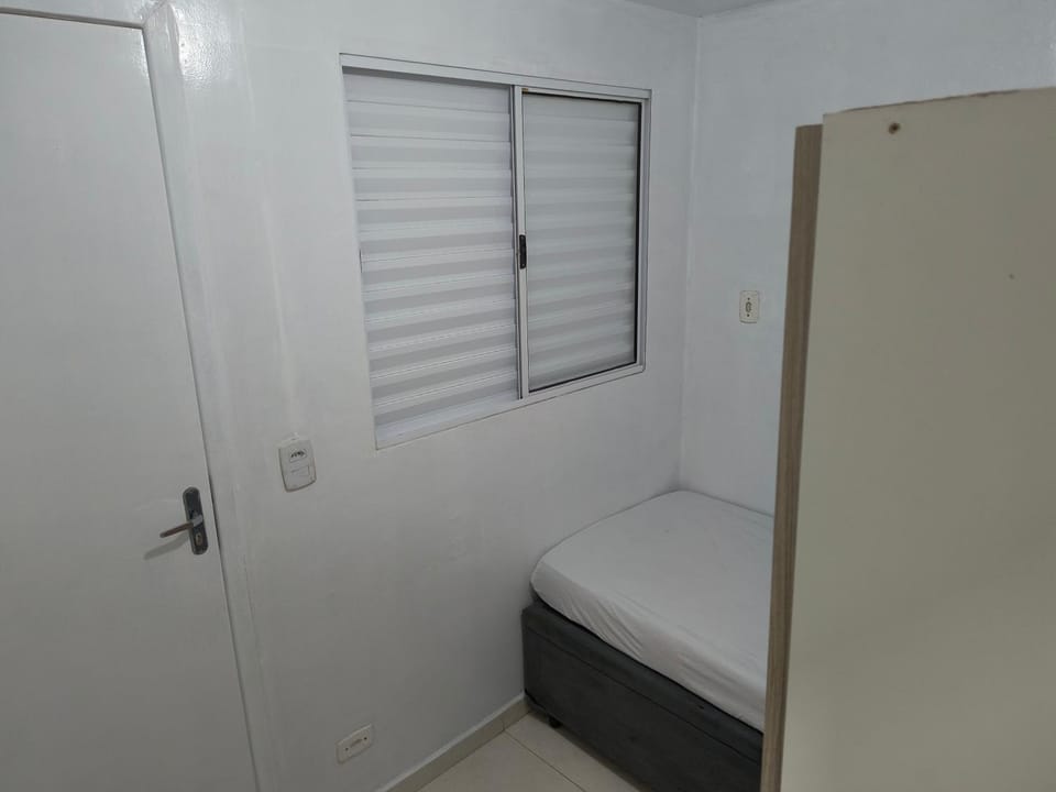 suite solteiro proximo a metro conceicao e expo Hostel in Sao Paulo City