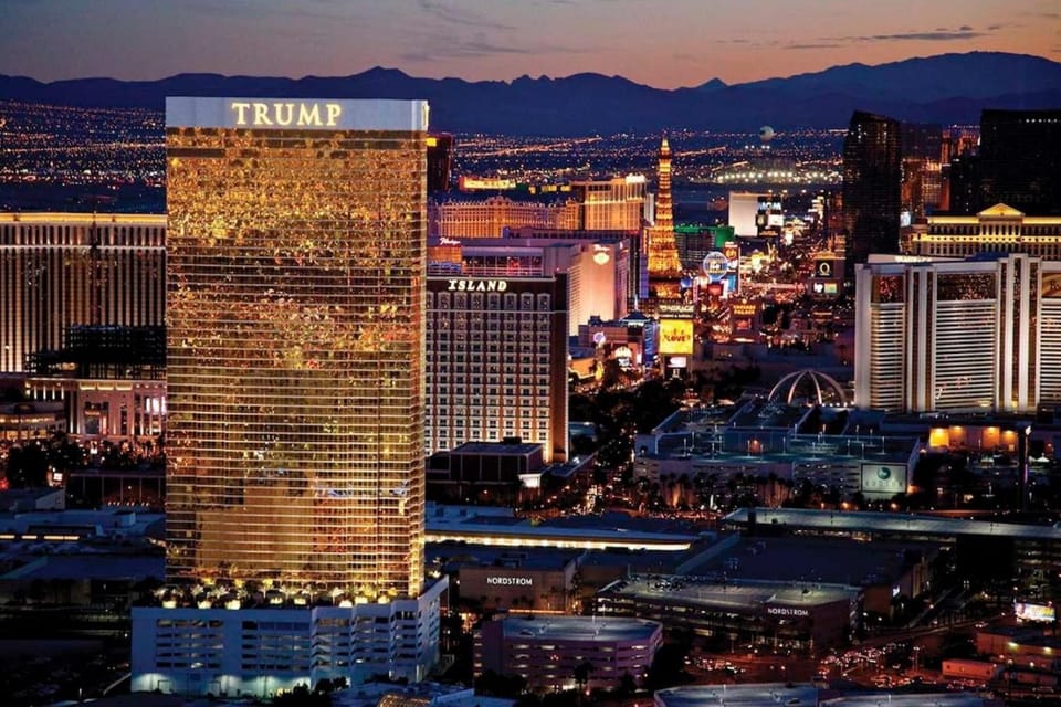 Five Star Trump Hotel No Resort and Cleaning Fees House in Las Vegas Strip