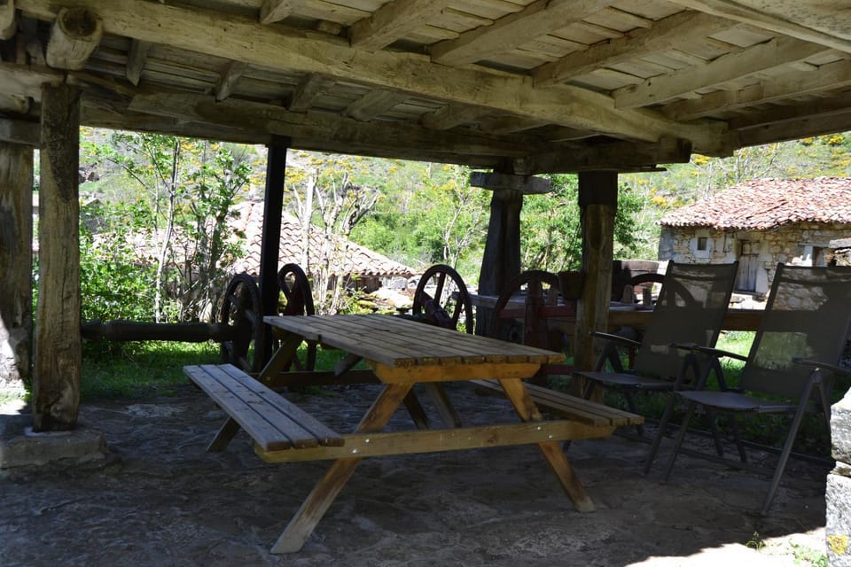 Patio, BBQ facilities, Balcony/Terrace