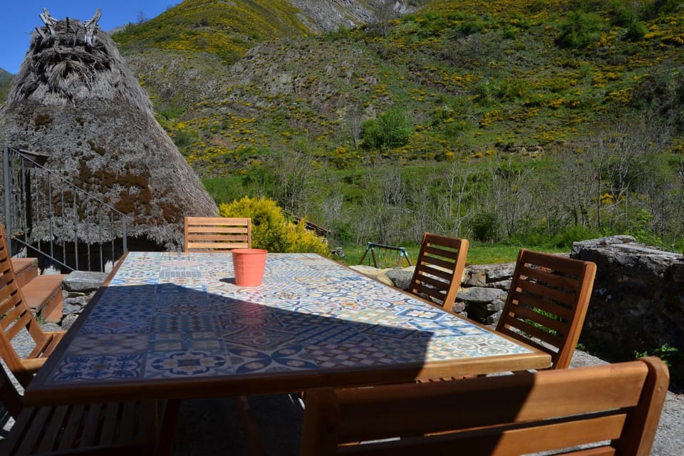 BBQ facilities, Garden, Balcony/Terrace