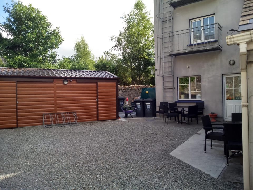 Property building, Patio