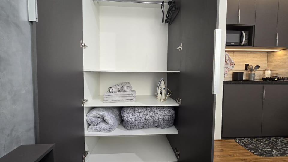 Loft Moderno e Aconchegante a Dois Passos da Feirinha do Alto! Apartment in State of Rio de Janeiro