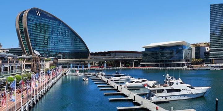 3BR House with Parking near ICC & Darling Harbour & CBD House in Sydney