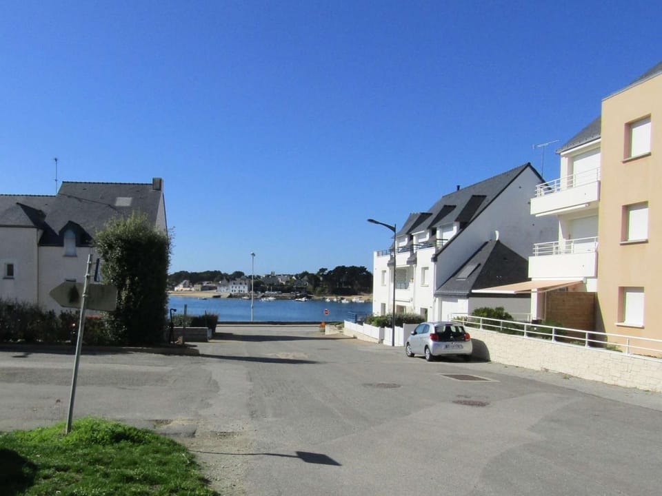 Appartement lumineux 2 pièces avec parking - 3* à Étel, proche plages - FR-1-479-187 Apartment in Étel