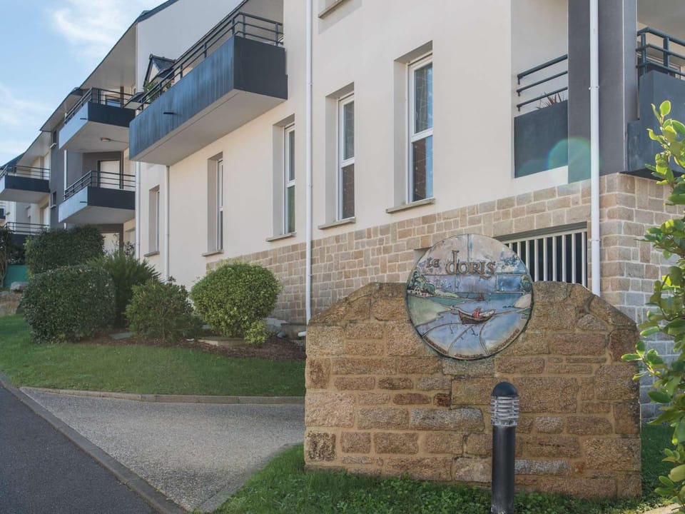 Appartement lumineux 2 pièces avec parking - 3* à Étel, proche plages - FR-1-479-187 Apartment in Étel