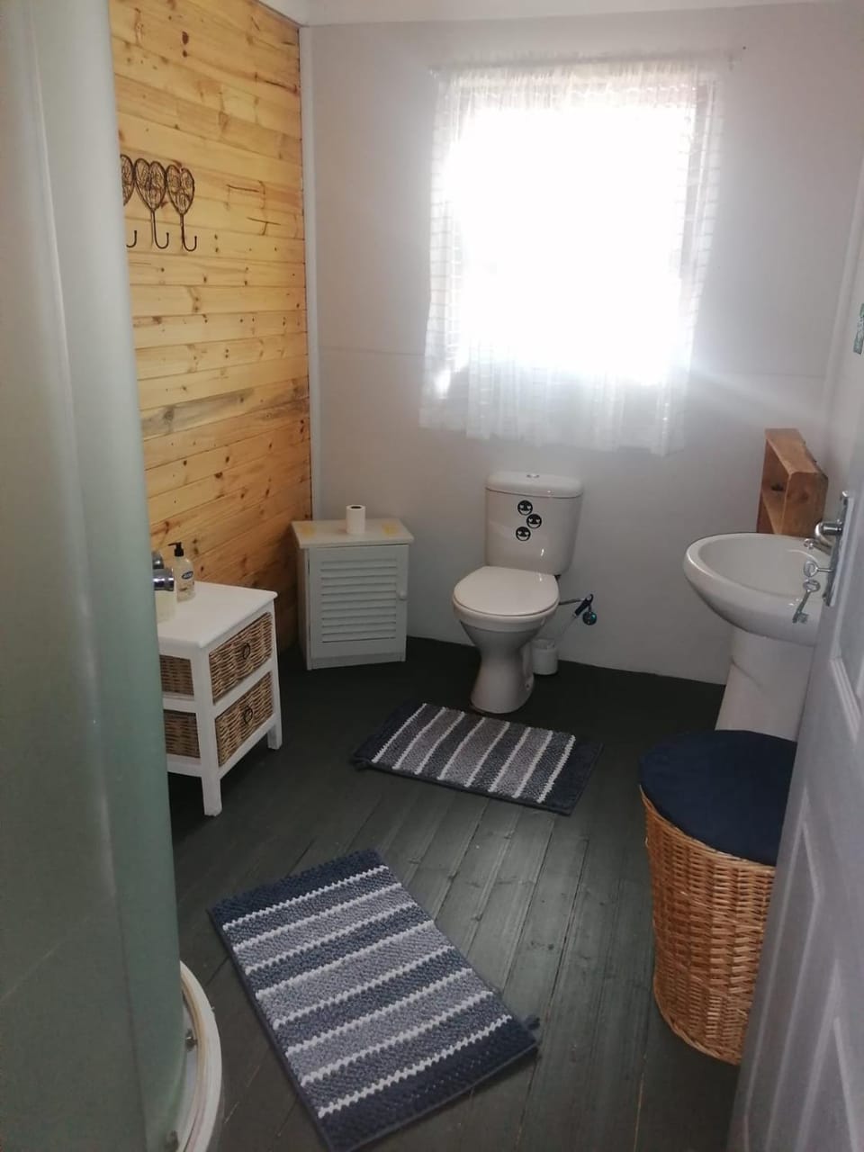 Break-a-way Log House Apartment in Gauteng