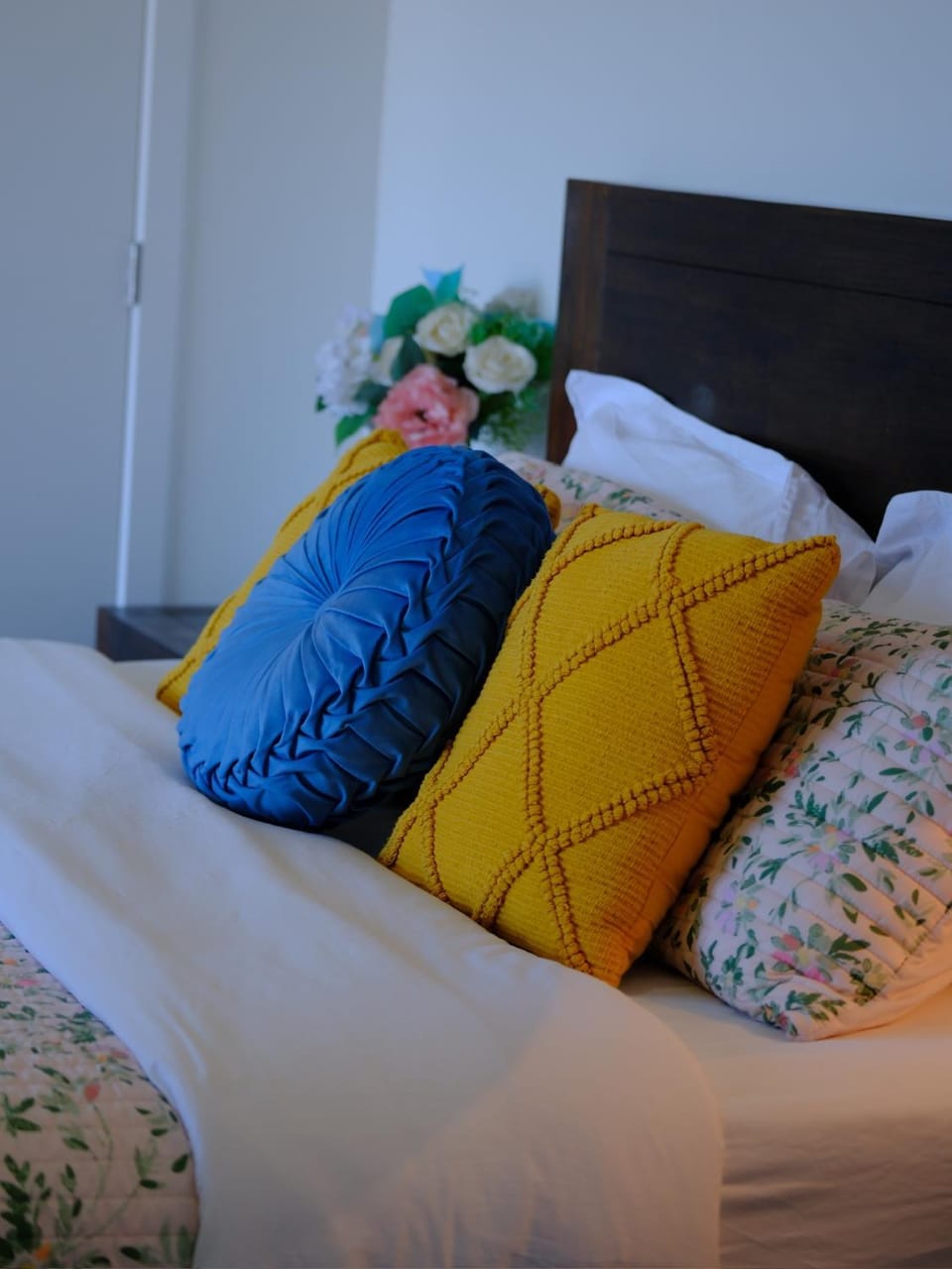Cozy sleepout Bed and Breakfast in Hamilton