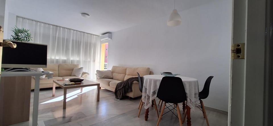 Apartment with sea view in Torremolinos Apartment in Torremolinos