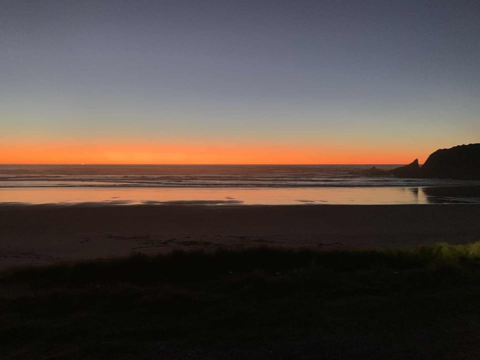 Out The Bay - Guest House at the Beach House in West Coast