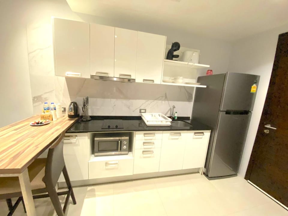 Emerald Terrace Serenity 11 - 5th Floor Garden View by PSR Apartment in Patong