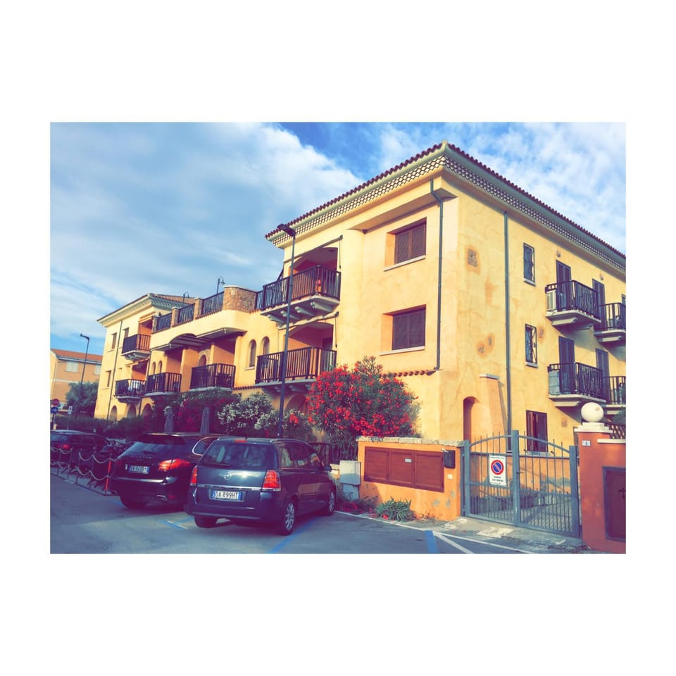 Property building, Sea view, Street view