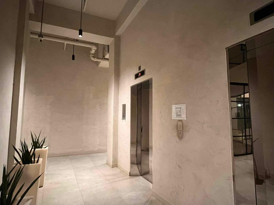 elevator