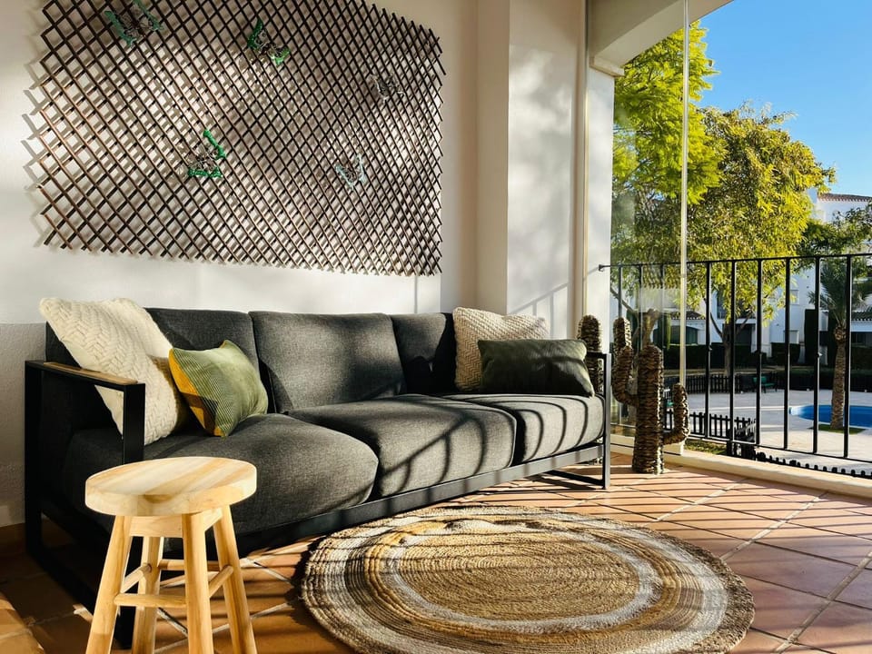 Day, Balcony/Terrace, Seating area