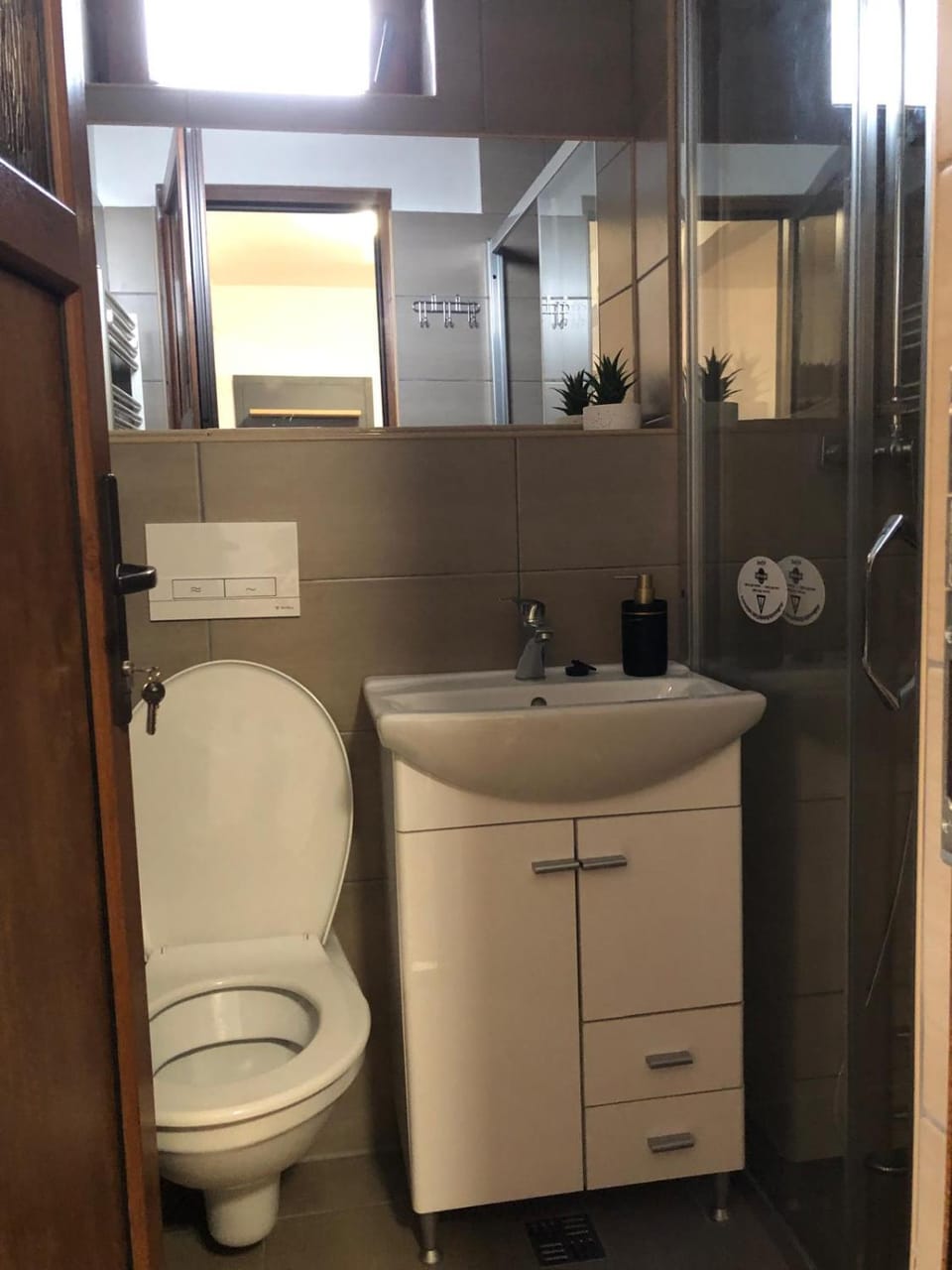 Shower, Bathroom