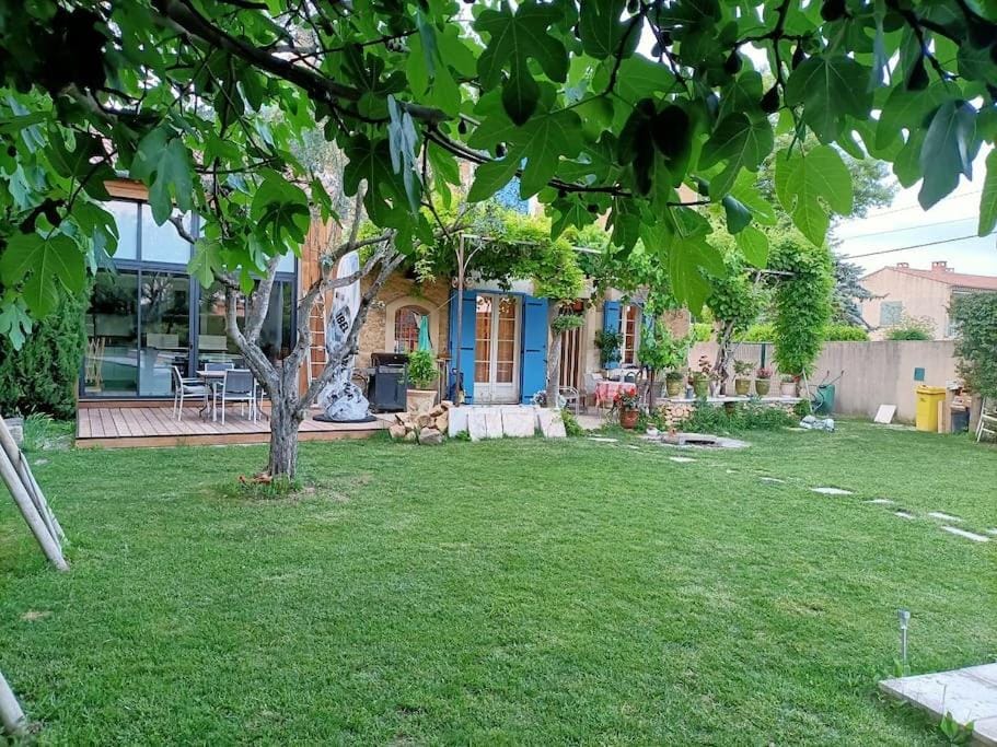 Superbe appartement neuf au cœur de la Provence. Apartment in Provence-Alpes-Côte d'Azur