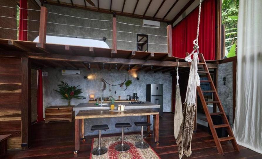 Dining area, kitchen