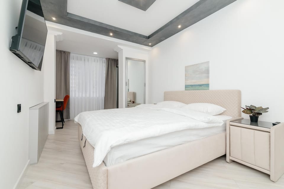 Ultra central new modern 3 badrooms apartament ! Apartment in Chișinău