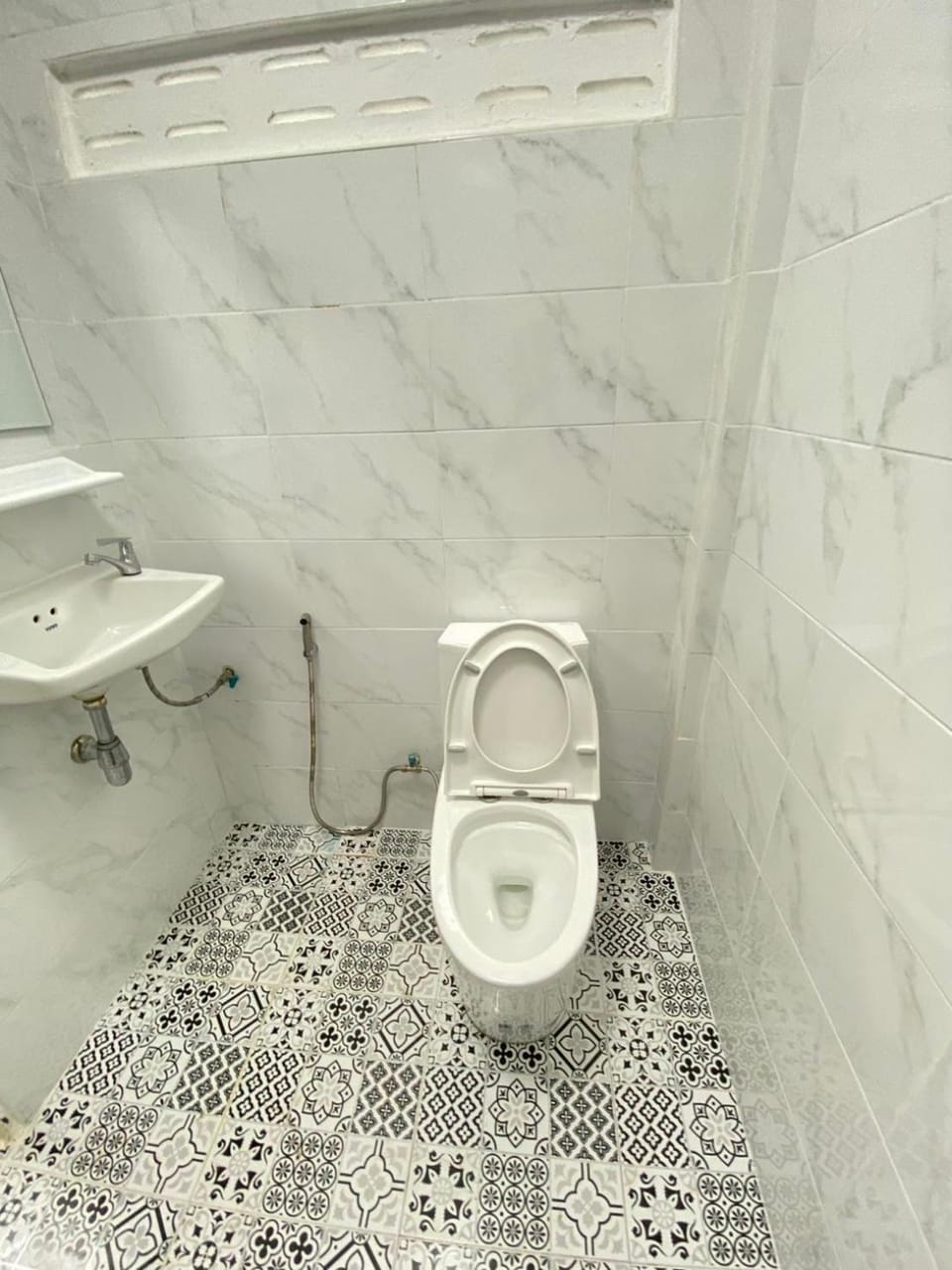 Cozy townhouse near by Klong Dao beach House in Sala Dan