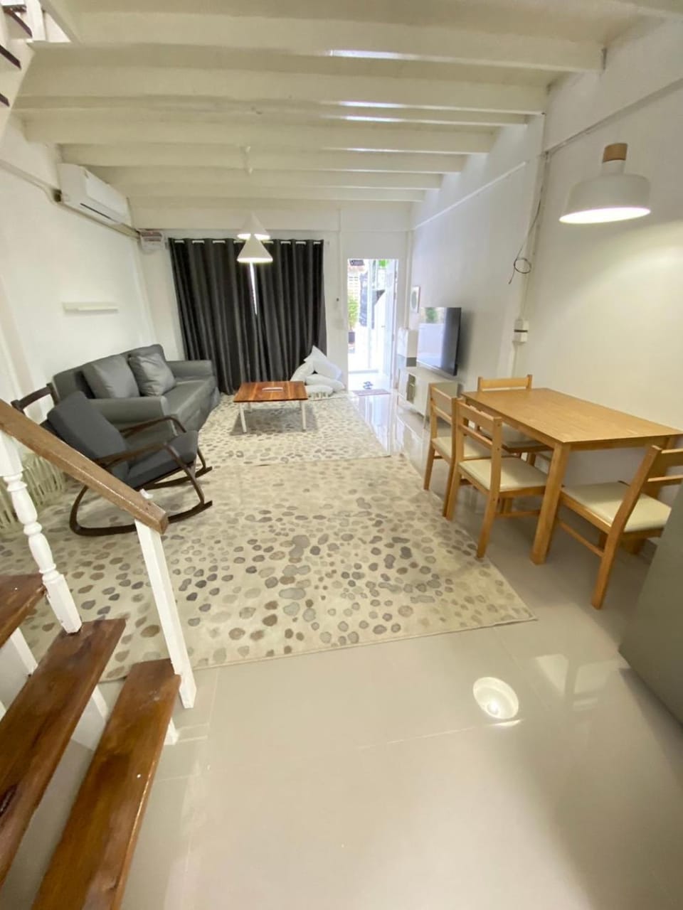 Cozy townhouse near by Klong Dao beach House in Sala Dan
