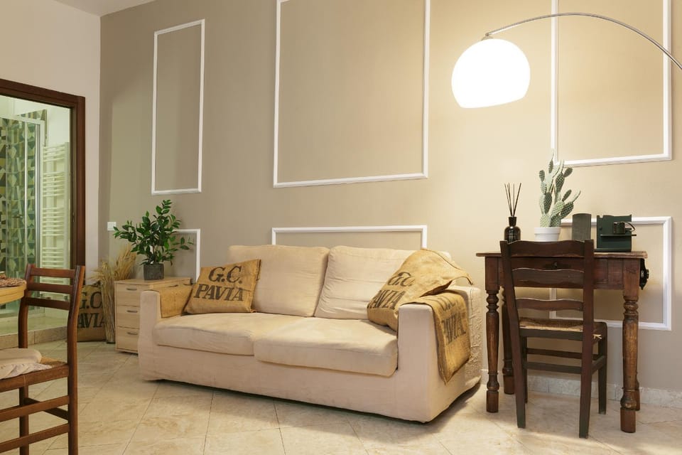 Bed, kitchen