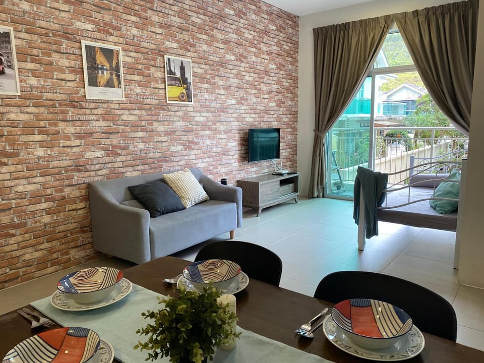 TV and multimedia, Living room, Dining area
