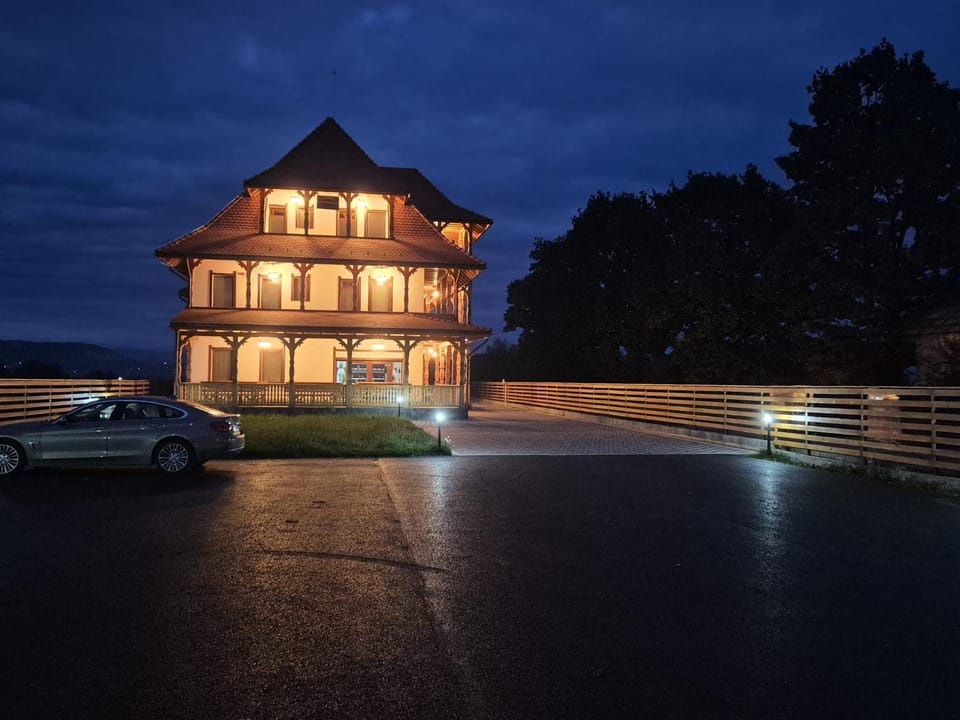Property building, Parking