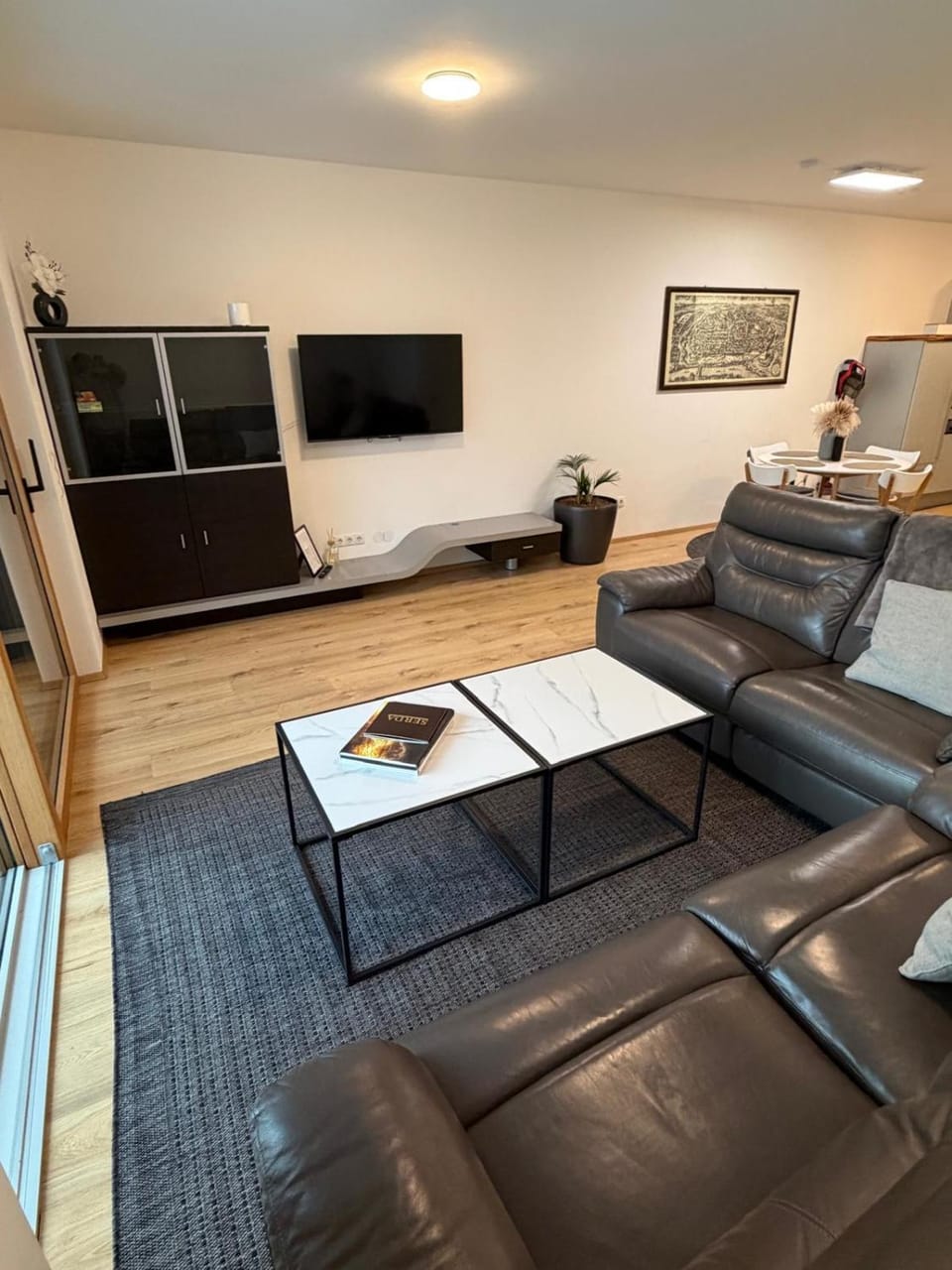 TV and multimedia, Living room