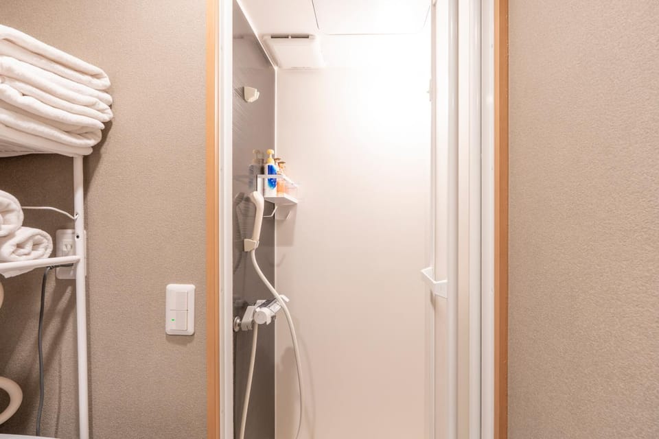 Shower, Bathroom
