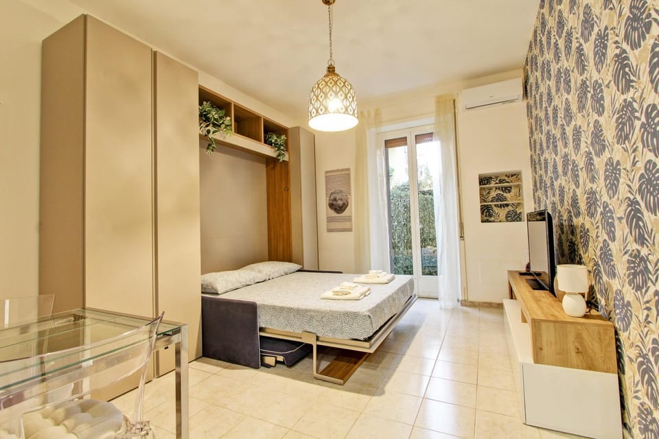 Elisa Home Apartment in Rome