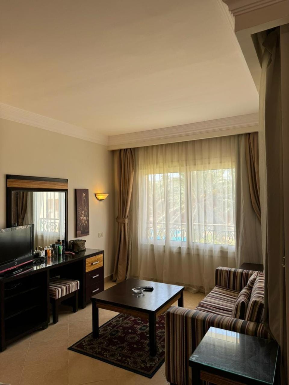 TV and multimedia, Seating area