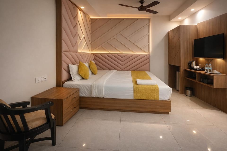 Bed, Bedroom