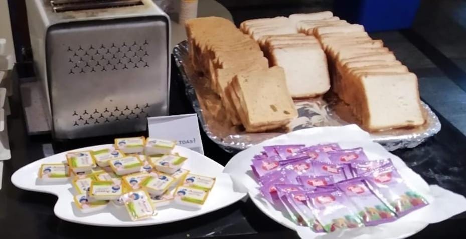 Food, Breakfast, Buffet breakfast, toaster