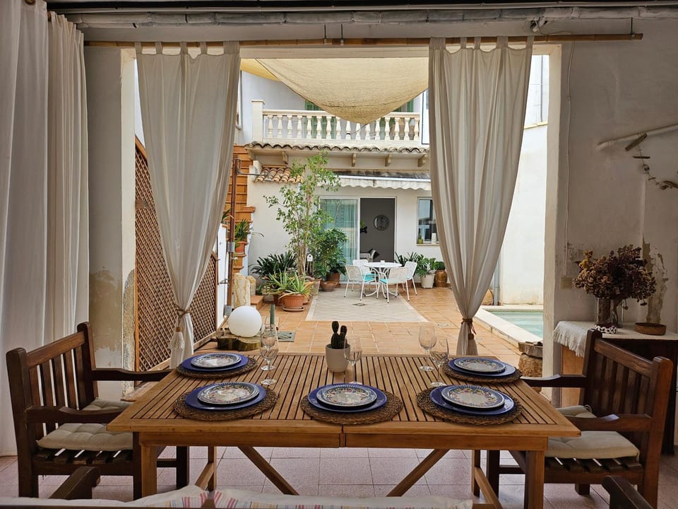 Patio, Balcony/Terrace, Seating area, Dining area